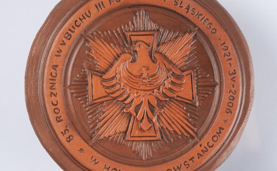 Medal pamiątkowy wydany z okazji 85. rocznicy wybuchu III powstania śląskiego