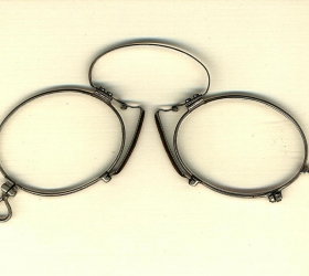 Okulary księdza Jana Brandysa